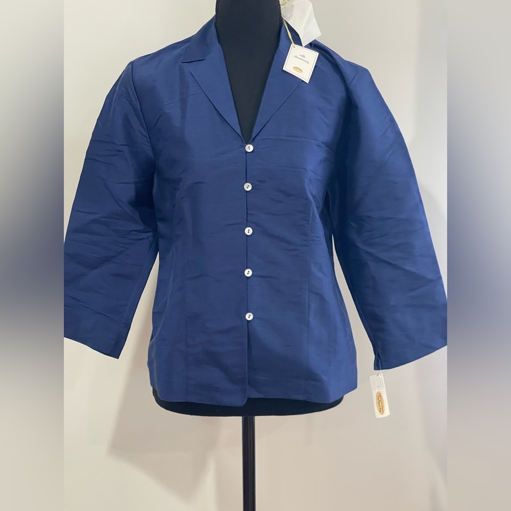 New Talbots 8 Silk Blue Button-Up‎ Blouse 709